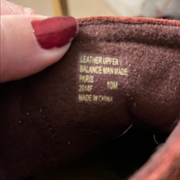 Earth Origins Leather Boots - Picture 6 of 6